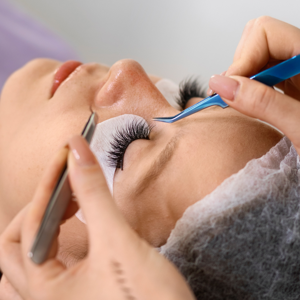 Eyelash Extension_beautician_academy